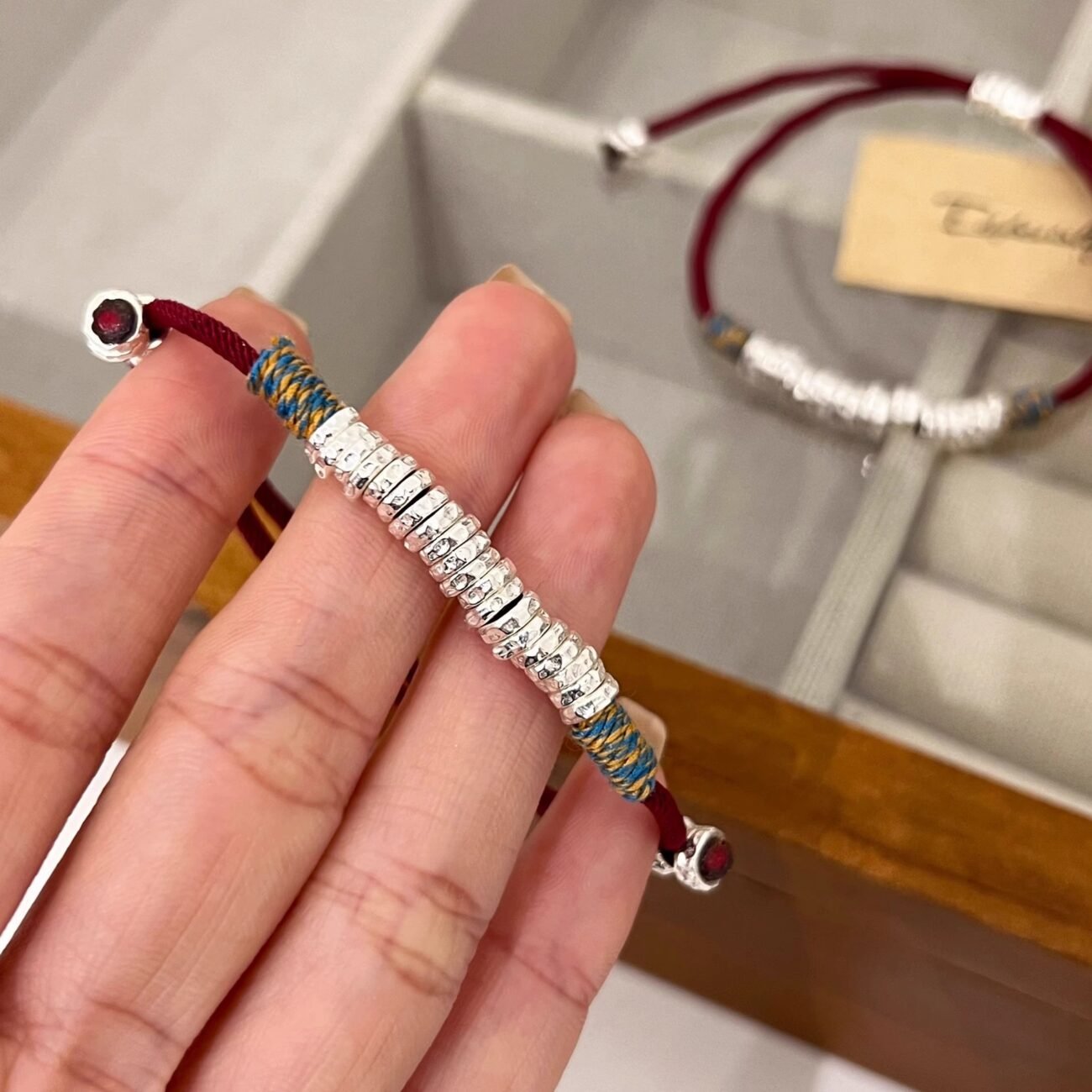 red string bracelet (58)
