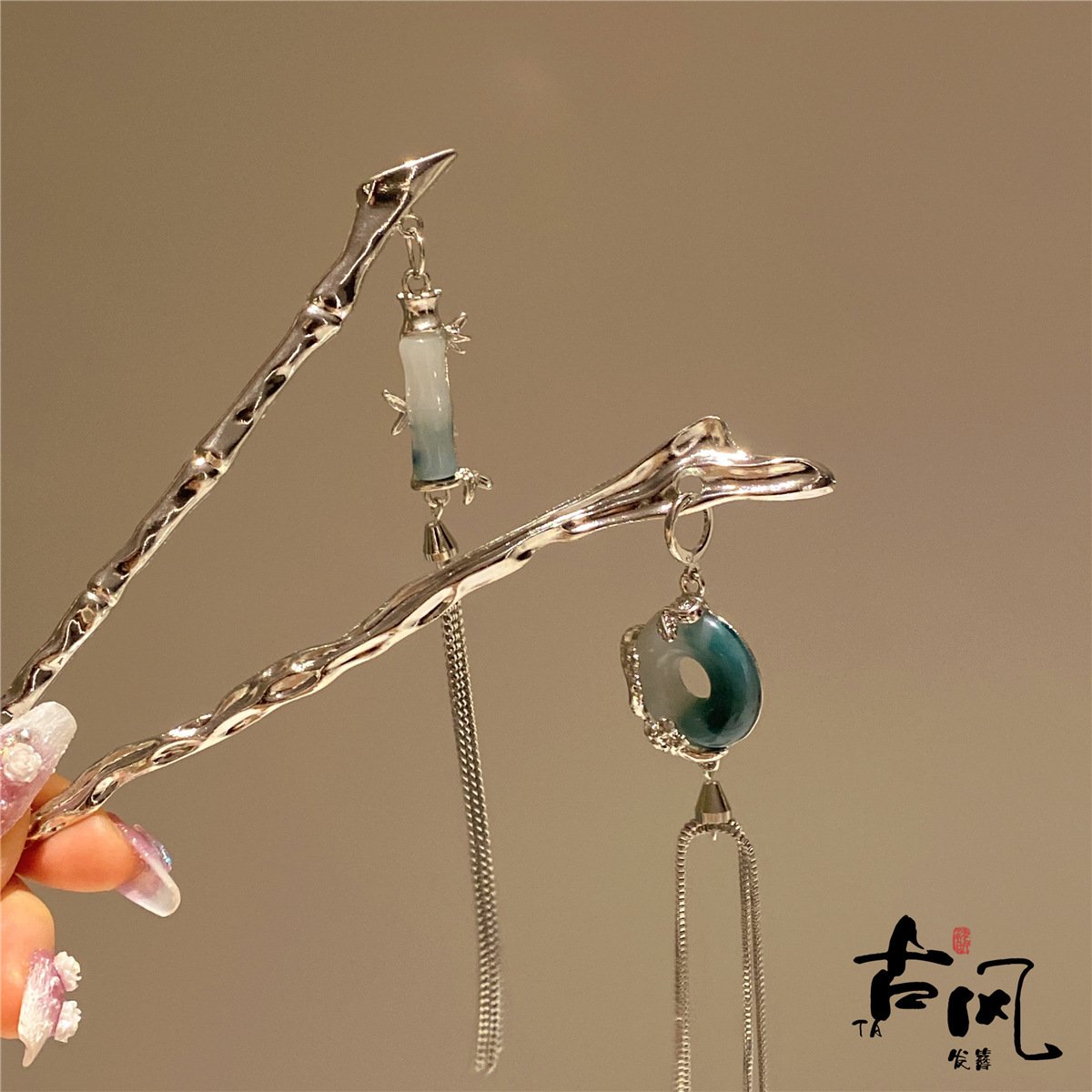 Blue Mystic Moonflow Dragon hairpin with cosmic elegance.