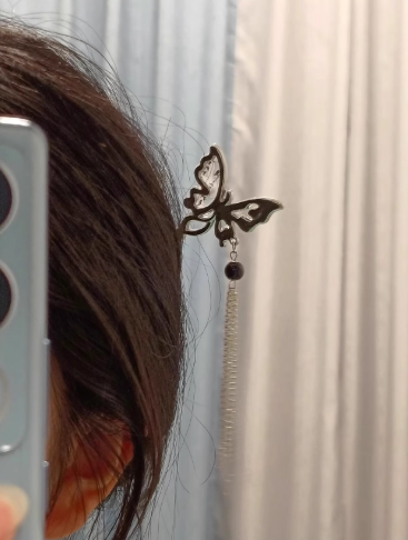 Customer's hair pin photo